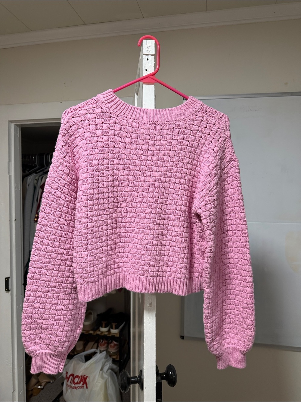 Women's Cropped Knitted Sweater